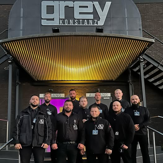 Türsteher vor Grey Club Konstanz